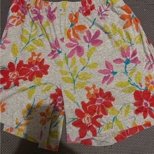 Carole Little Gray Floral Women's Shorts